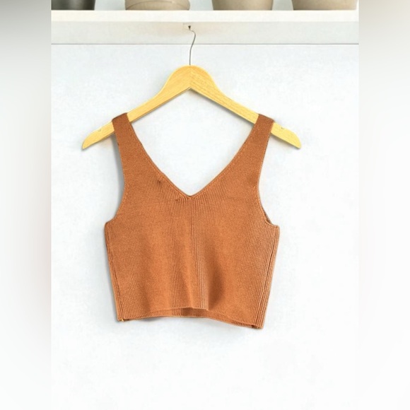 House OF HarLow 1960 Ribbed Top NWT - Picture 10 of 10